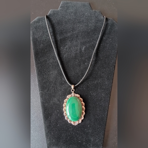 Substantial Southwestern Style Malachite and Silver Pendant, 3" - Picture 5 of 5